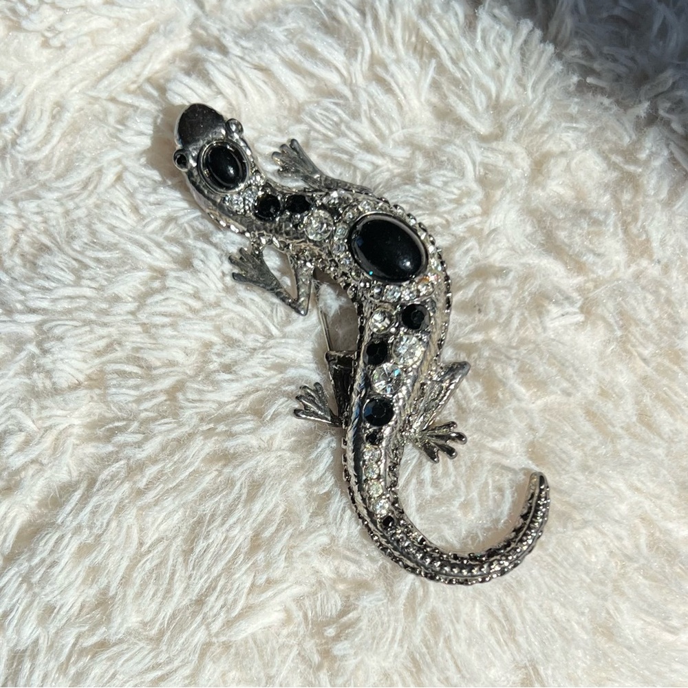 Vintage Silver Lizard Brooch